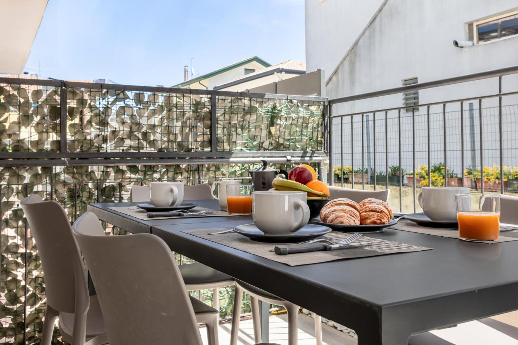 Gigi House Appartamento Piazza Mazzini 300M Dal Mare Лидо-ди-Езоло Экстерьер фото