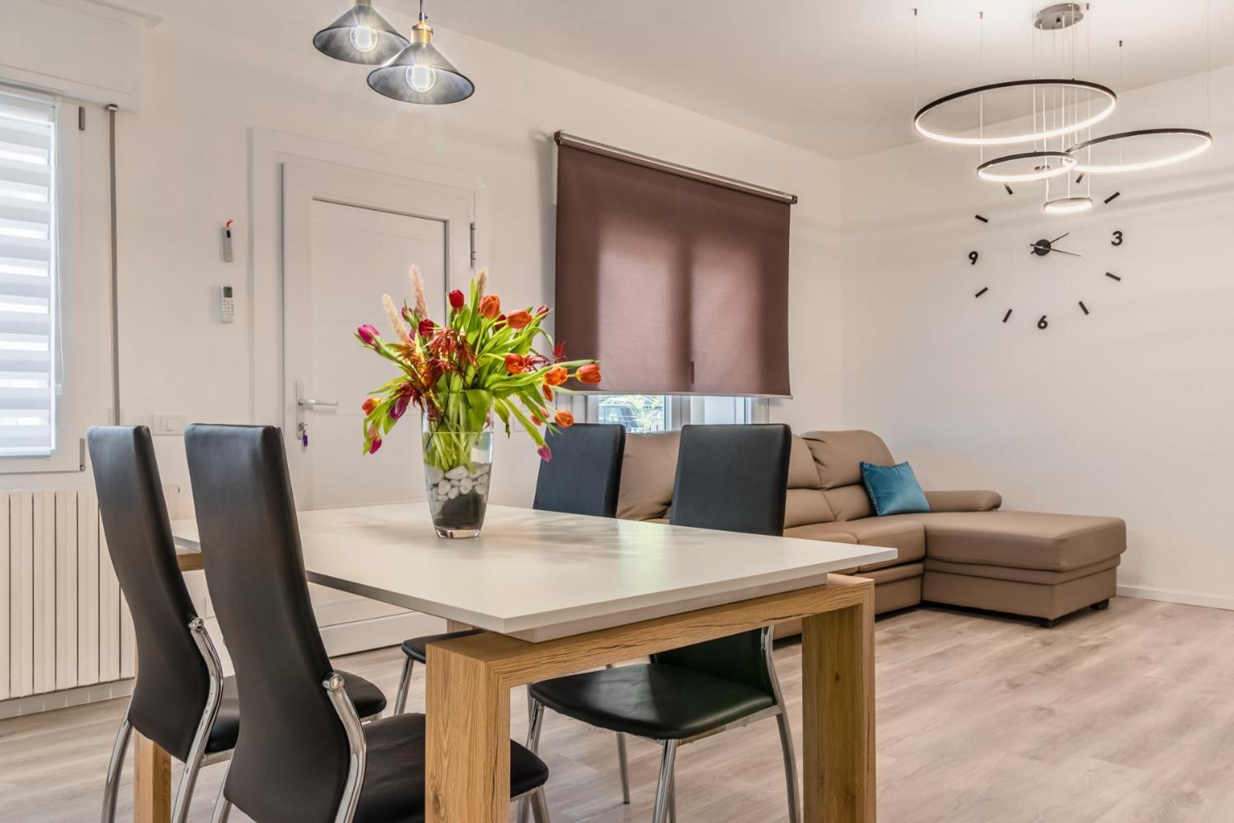Gigi House Appartamento Piazza Mazzini 300M Dal Mare Лидо-ди-Езоло Экстерьер фото